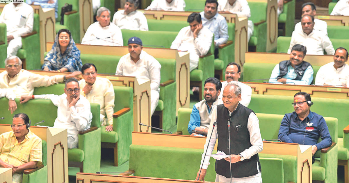 Gehlot rewrites history, gives 19 districts, 3 divisions to Raj!
